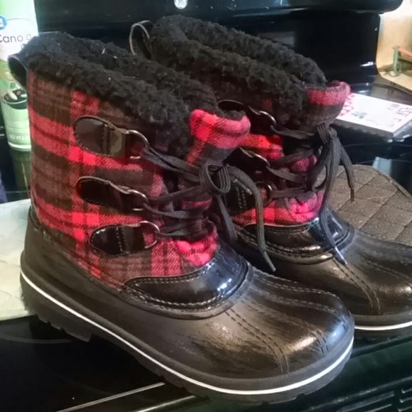 buffalo plaid winter boots